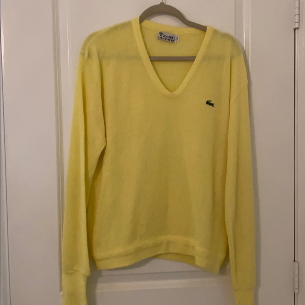 Men’s vintage Lacoste sweater